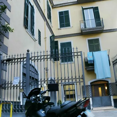 La Casa Di Nonno Vittorio Naples
