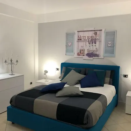 Apartment La Casa Di Nonno Vittorio Naples