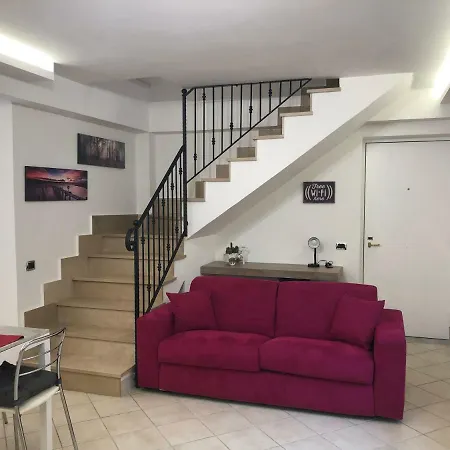 Apartment La Casa Di Nonno Vittorio Naples